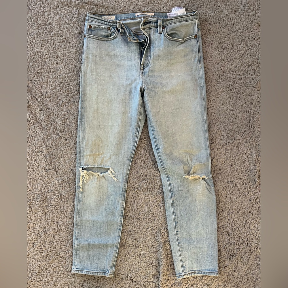 Levi’s Wedgie Jeans
